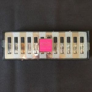 ⭐️Sold ⭐️Victoria's Secret Eau De Parfum